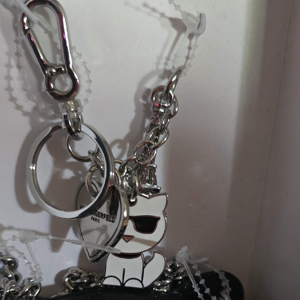 Karl Lagerfeld Black Camera Bag & Cat Keychain Set - Black & White Gift Set ❤️ - Picture 7 of 14